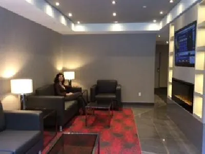 Residence Inn By Marriott Montreal Downtown Hotel