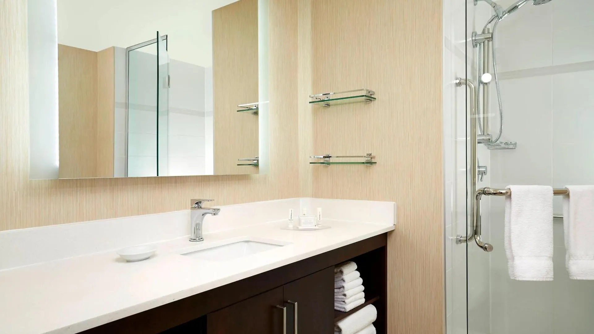 Hotel Residence Inn By Marriott Montreal Downtown