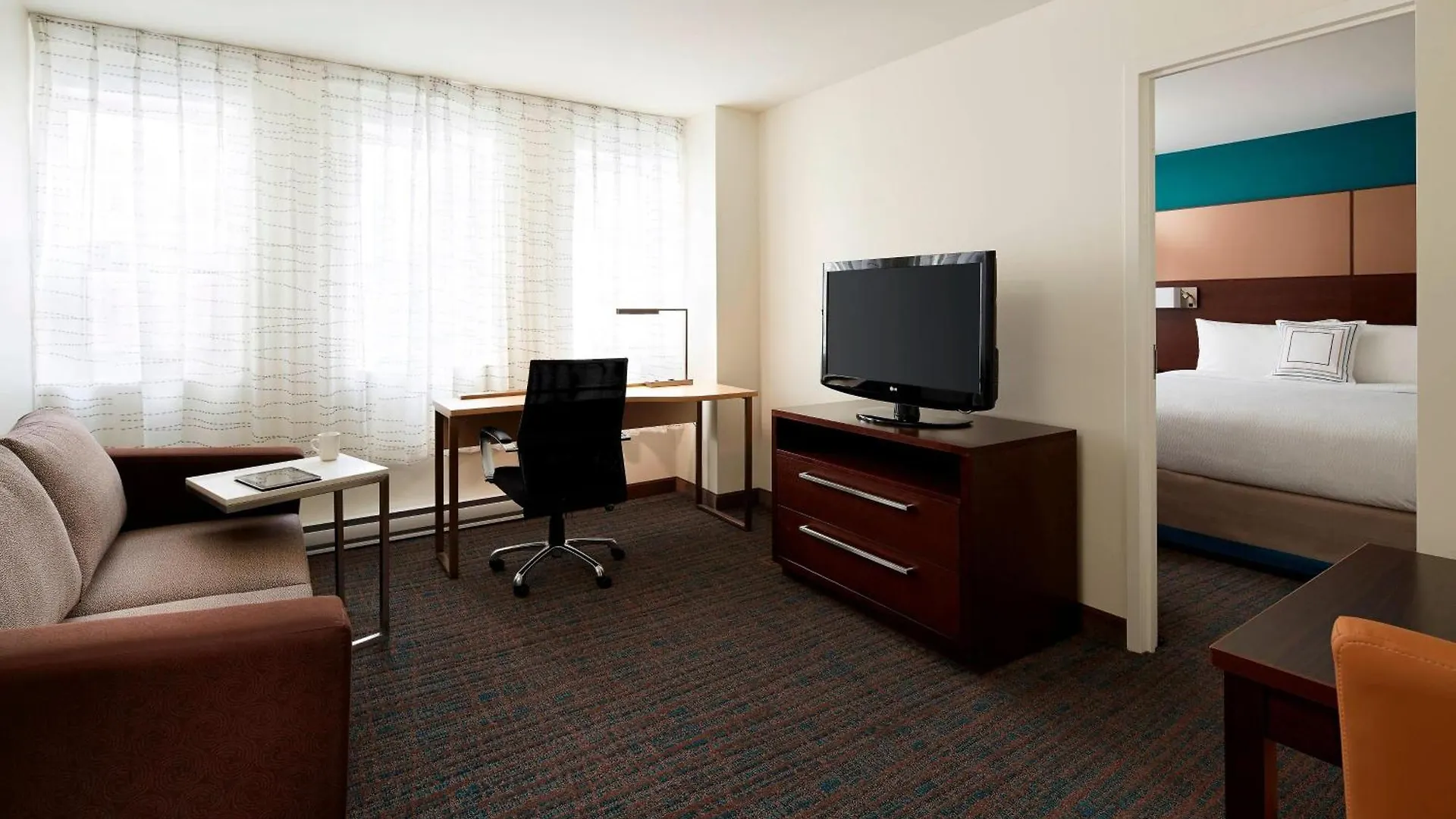 Residence Inn By Marriott Montreal Downtown Hotel